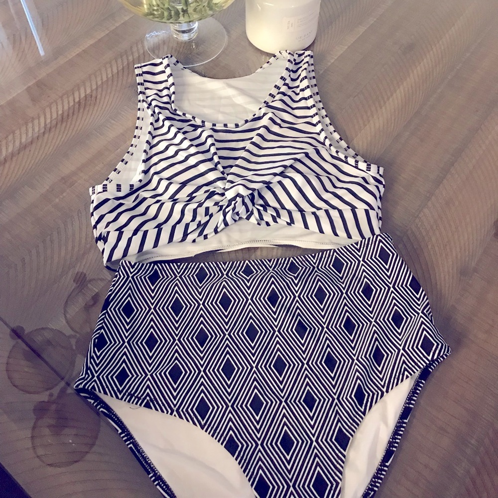 Cupshe High-rise Bikini Bathing Suit Bottom with Shein Bathing Suit Top